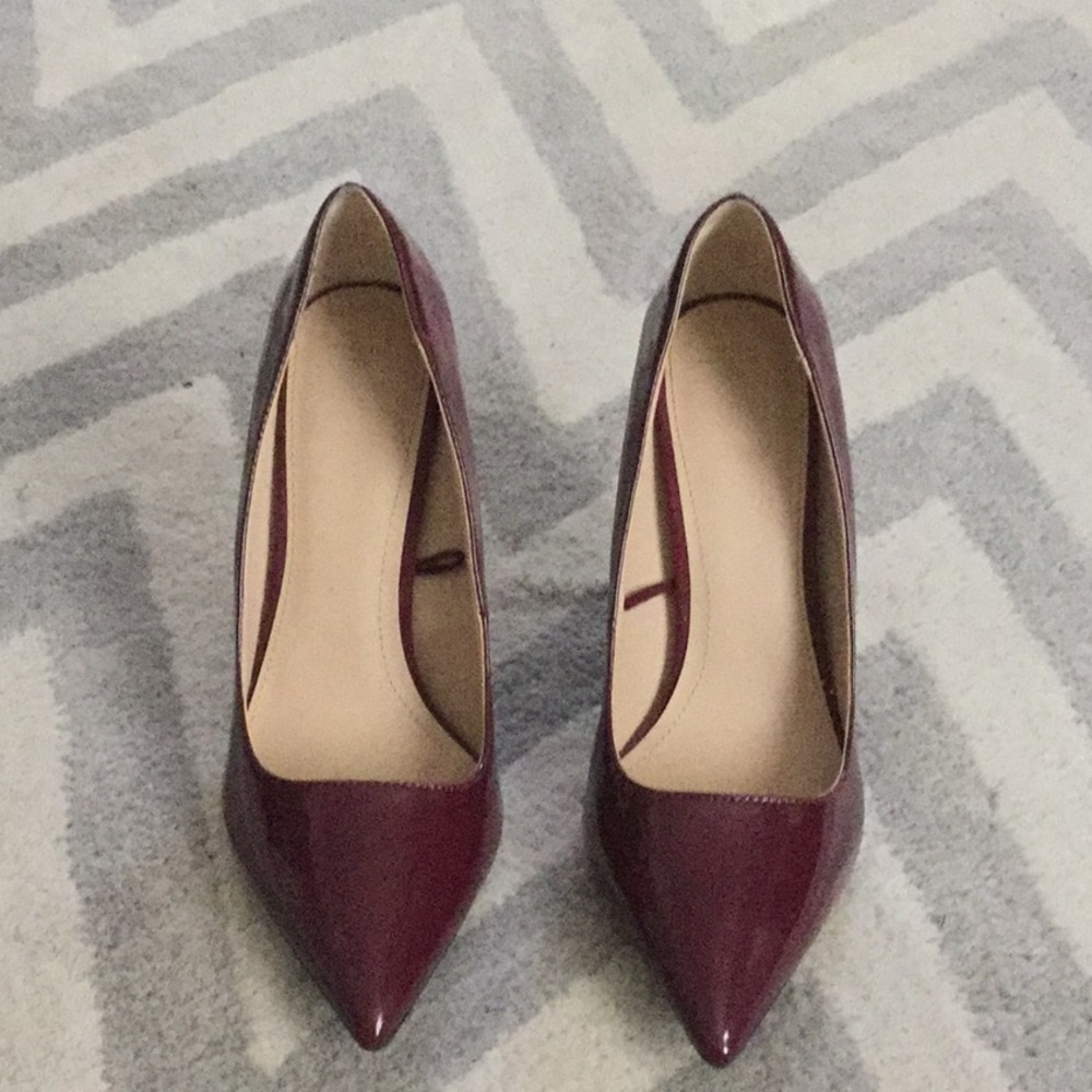 Zara pointy toe patent with suede heel